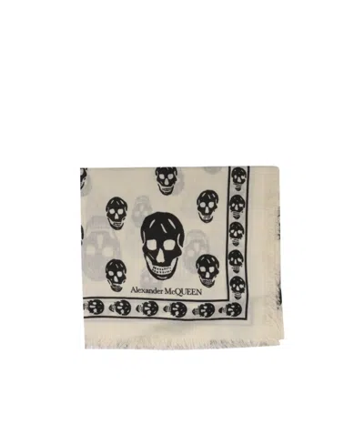 Alexander Mcqueen Skull-print Wool Scarf In Nude