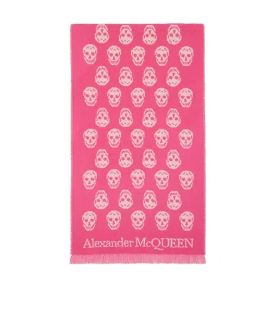 Alexander Mcqueen Skull-print Wool Scarf In Pink
