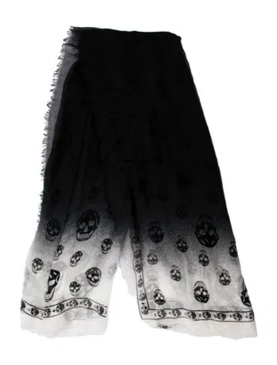 Pre-owned Alexander Mcqueen Skull Printed Scarf In Black