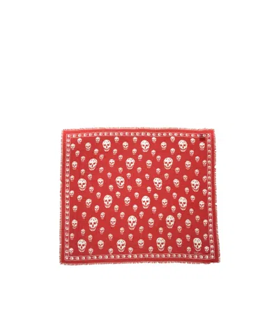 Alexander Mcqueen Skull Printed Scarf In Red