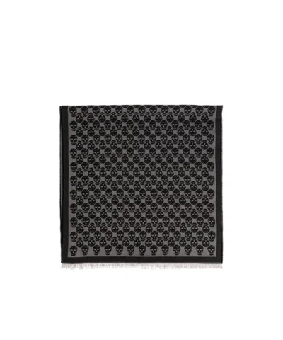 ALEXANDER MCQUEEN ALEXANDER MCQUEEN SKULL JACQUARD FRAYED-EDGE SCARF