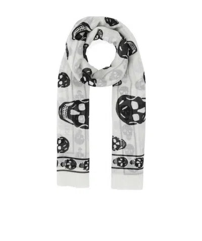 ALEXANDER MCQUEEN ALEXANDER MCQUEEN CLASSIC SKULL PRINT SCARF
