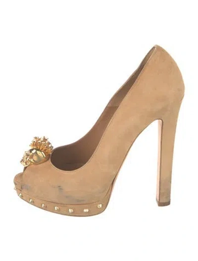 Pre-owned Alexander Mcqueen Skull Suede Pumps In Neutrals