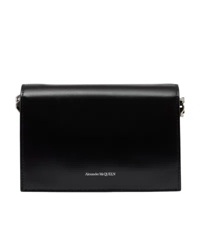Alexander Mcqueen Small Skull Shoulder Bag In Black