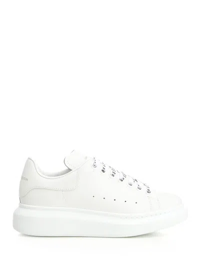 ALEXANDER MCQUEEN SNEAKER OVERSIZE SNEAKERS WHITE