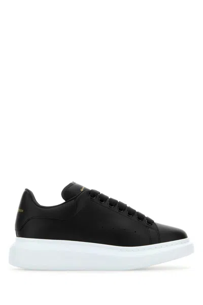 Alexander Mcqueen Mcqueen Sneakers Woman In Black