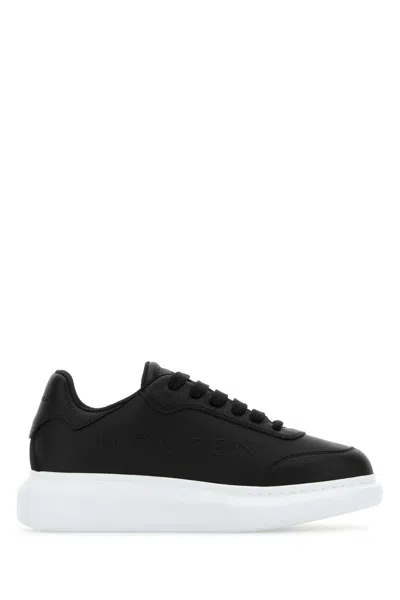 Alexander Mcqueen Logo Detailed Lace-up Sneakers In Black