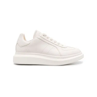 Alexander Mcqueen Sneakers In Beige
