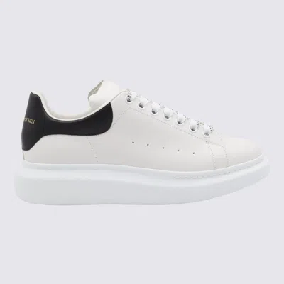 ALEXANDER MCQUEEN ALEXANDER MCQUEEN WHITE AND BLACK LEATHER SNEAKERS