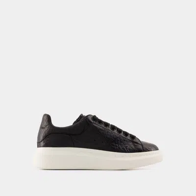 Alexander Mcqueen Sneakers In Black