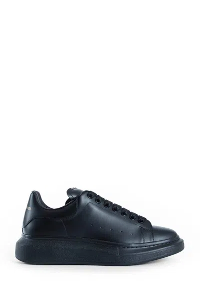 Alexander Mcqueen Sneakers In Black