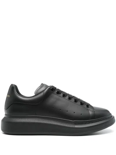 Alexander Mcqueen Sneakers Men Mcqueen In Multi