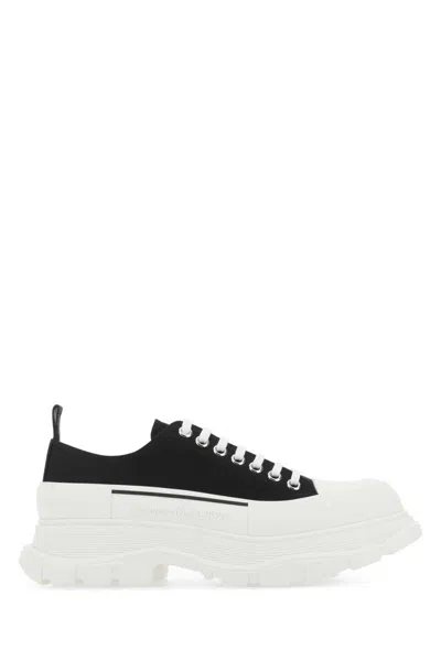 Alexander Mcqueen Sneakers In Black