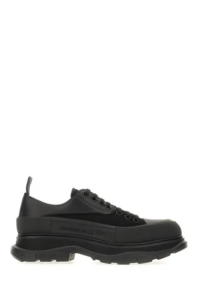 Alexander Mcqueen Sneakers In Black