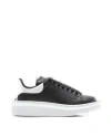 Alexander Mcqueen Sneakers Larry Oversized In Pelle In Black