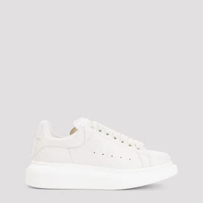 Alexander Mcqueen Sneakers In Off White