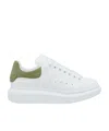 Alexander Mcqueen Sneakers Oversize Pour Femme En Blanc/vert In White