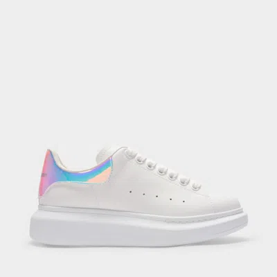 Alexander Mcqueen Sneakers Oversized -  - Cuir - Blanc/holographique In Multicoloured
