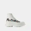 Alexander Mcqueen Tread Slick Sneakers In Multicoloured