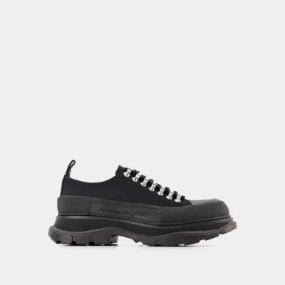 Alexander Mcqueen Tread Slick Sneakers In Black Silver