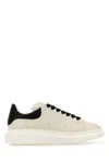 Alexander Mcqueen Leather Sneakers With Contrasting Heel Tab In White