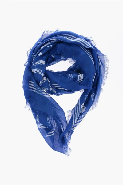 Alexander Mcqueen Solid Color Foulard With All-over Skulls In Blue