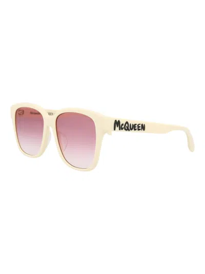 Alexander Mcqueen Sophisticated Acetate Square Sunglasses For Women In Multi