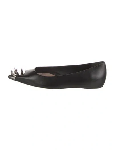 Pre-owned Alexander Mcqueen Spike Accents Leather Flats W/ Tags In Black