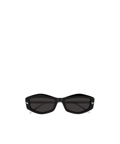 Alexander Mcqueen Spike-studs Geometrical Sunglasses In Black