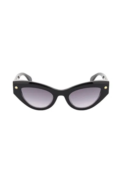 Alexander Mcqueen 'spike Studs' Sunglasses In Black