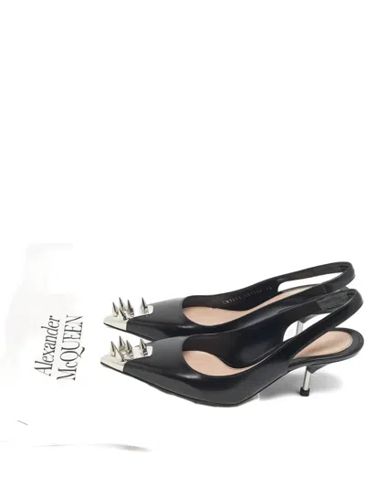 Pre-owned Alexander Mcqueen Spikes-detail Slingback Pumps In Black