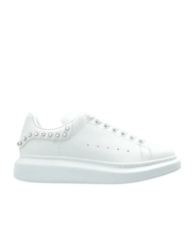 ALEXANDER MCQUEEN ALEXANDER MCQUEEN EMBELLISHED LOW-TOP SNEAKERS