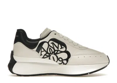Pre-owned Alexander Mcqueen Sprint Runner Beige (women's) Sneakers In White/black