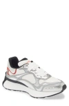 Alexander Mcqueen Sprint Runner Sneaker In Silver/ White/ Black