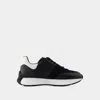 Alexander Mcqueen Sneaker In Black