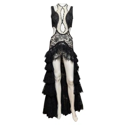 Pre-owned Alexander Mcqueen S/s 2016 Black And Ivory Lace Cut-out Tiered High-low Gown In White