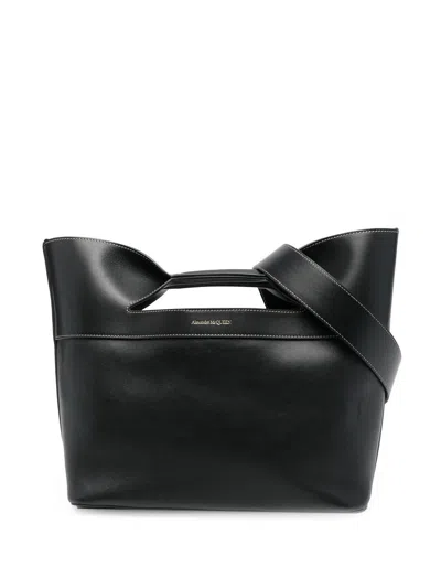 ALEXANDER MCQUEEN STYLISH AND VERSATILE BLACK LEATHER HANDBAG FOR WOMEN FROM FW23 COLLECTION
