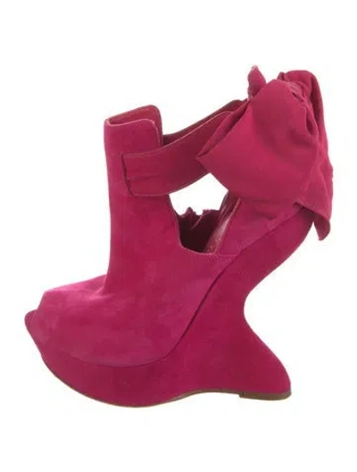 Pre-owned Alexander Mcqueen Suede Bow Accents Pumps In Pink