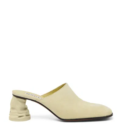 Alexander Mcqueen Suede Crush Heeled Mules 70 In Sisal