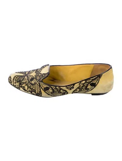 Pre-owned Alexander Mcqueen Suede Lace Pattern Loafers In Yellow