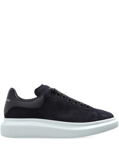 Alexander Mcqueen Men Black Low Top Sneakers With Chunky Sole In Leather Man