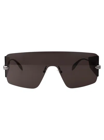 Alexander Mcqueen Oversize Shield-frame Sunglasses In 001 Ruthenium Ruthenium Grey
