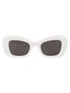 Alexander Mcqueen Am0434s Sunglasses In 005 White White Grey