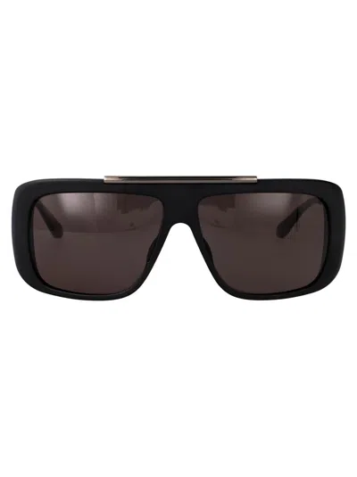 Alexander Mcqueen Sunglasses In Gray