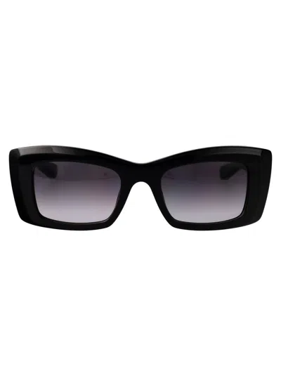 Alexander Mcqueen Sunglasses In Black