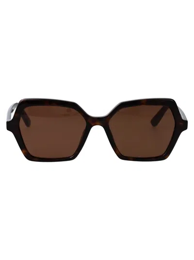 Alexander Mcqueen Sunglasses In Black