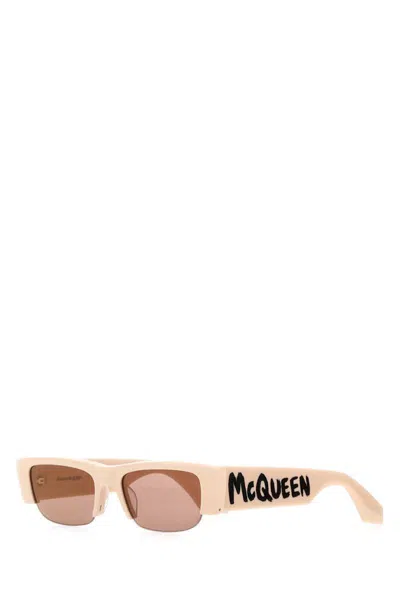 Alexander Mcqueen Sunglasses In Pink