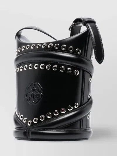 Alexander Mcqueen The Leather Bucket Bag Curve In Black