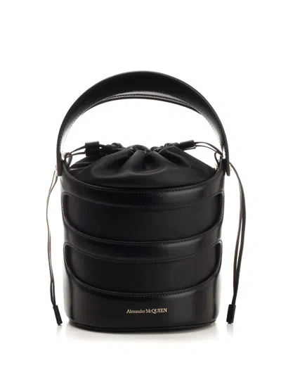 Alexander Mcqueen The Rise Bucket Bag In Black