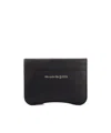 Alexander Mcqueen The Seal Leather Cardholder In Black